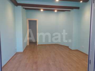 Local comercial al centre de Sant Just Desvern -9