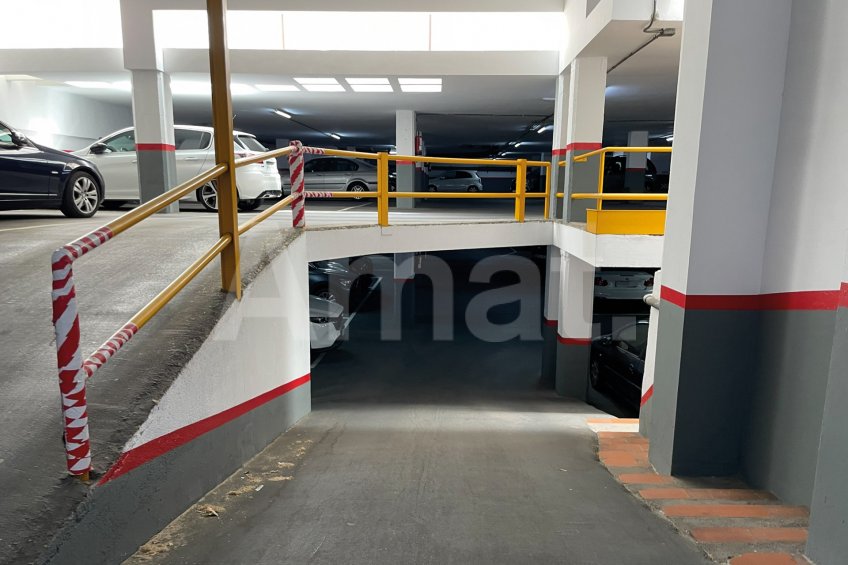 PARKING FOR SALE IN THE CENTER OF ESPLUGAS -4