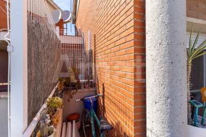 Gran tríplex amb terrassa i piscina, a Les Grases -14
