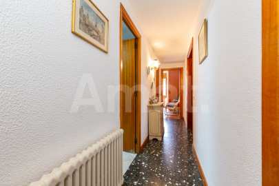 Magnificent detached house with swimming pool and large garden in Cabrils -19