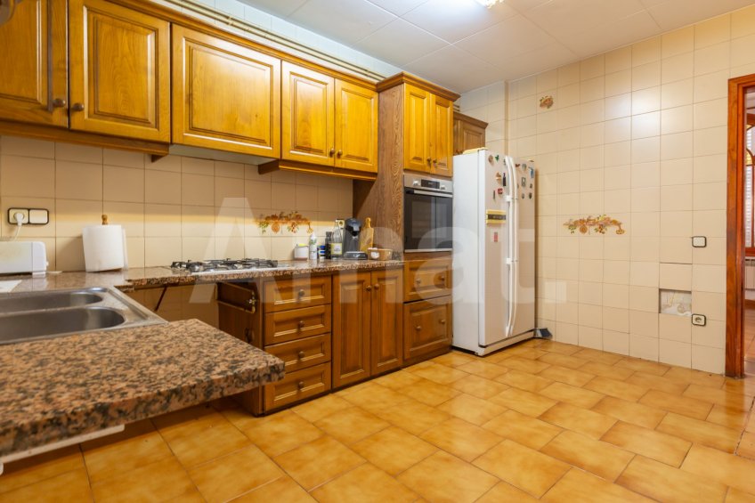 Casa amb vistes, a Finestrelles tocant a Collserola -14