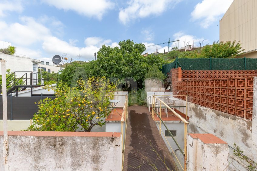 Casa amb vistes, a Finestrelles tocant a Collserola -46