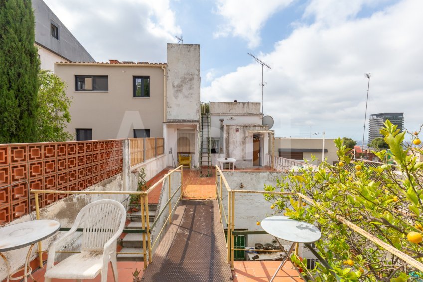 Casa amb vistes, a Finestrelles tocant a Collserola -52