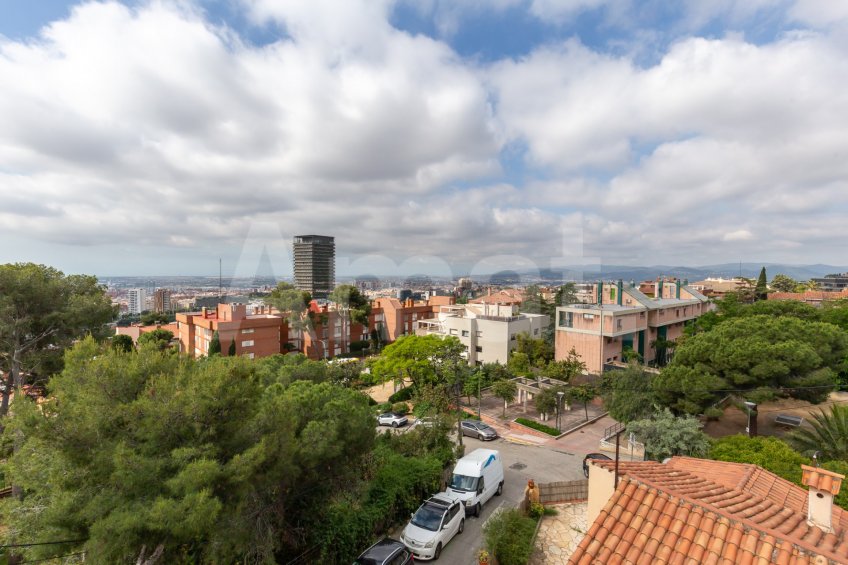 Casa amb vistes, a Finestrelles tocant a Collserola -61