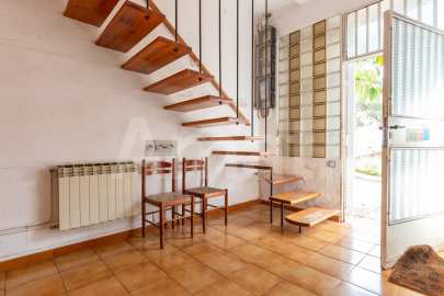 Casa amb vistes, a Finestrelles tocant a Collserola -12