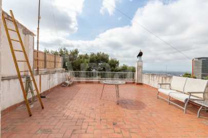 Casa amb vistes, a Finestrelles tocant a Collserola -56