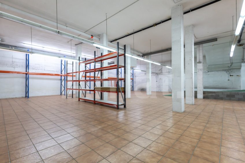 Gran local cantoner de 398 m² a Esplugues, junt a la Ronda de Dalt -12
