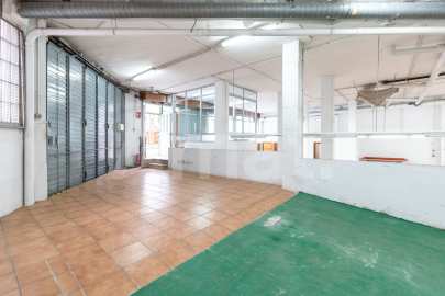Gran local cantoner de 398 m² a Esplugues, junt a la Ronda de Dalt -31