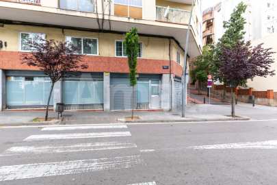 Gran local cantoner de 398 m² a Esplugues, junt a la Ronda de Dalt -34