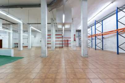 Gran local cantoner de 398 m² a Esplugues, junt a la Ronda de Dalt -6
