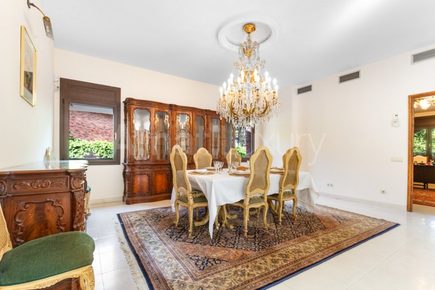 Exclusiva villa con piscina en Mas Fuster, Valldoreix -13