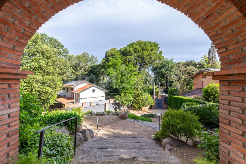Exclusiva villa con piscina en Mas Fuster, Valldoreix -27