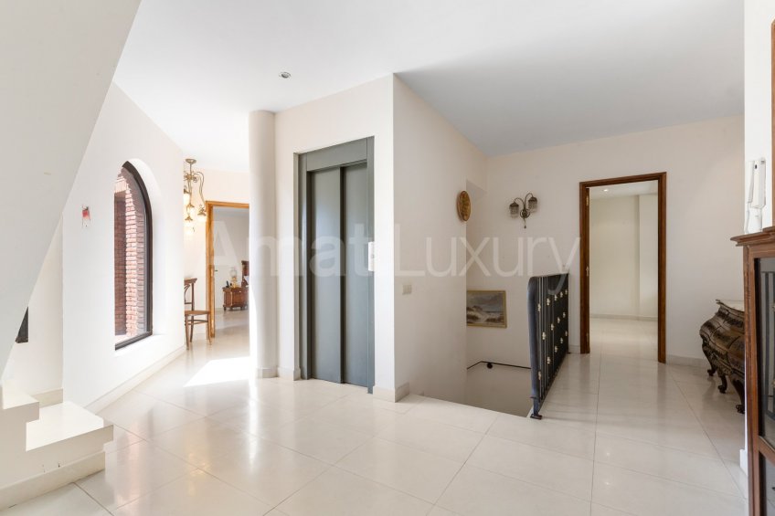 Exclusiva villa con piscina en Mas Fuster, Valldoreix -28
