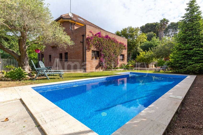 Exclusiva villa con piscina en Mas Fuster, Valldoreix -3