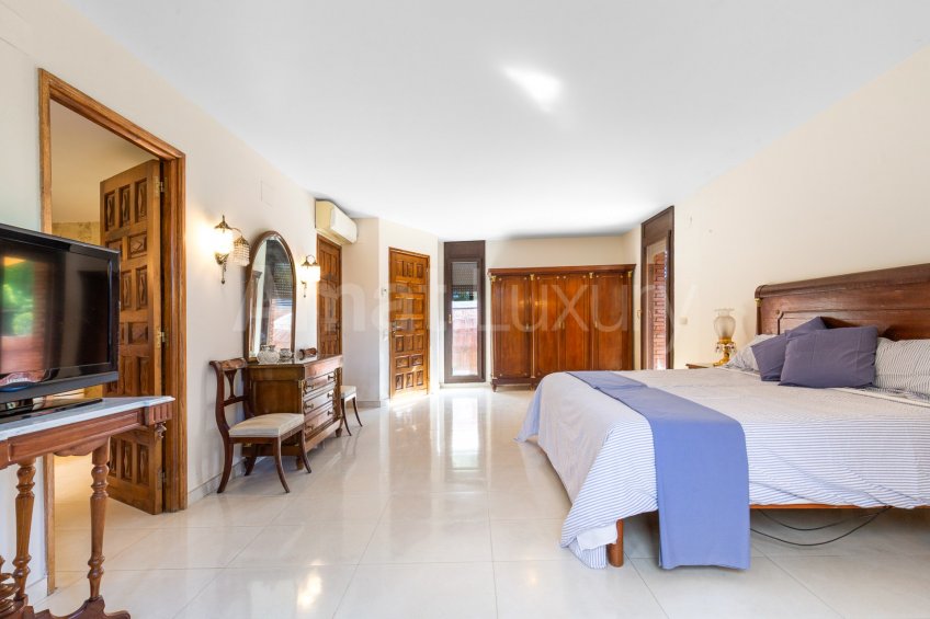 Exclusiva villa con piscina en Mas Fuster, Valldoreix -32