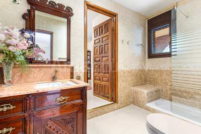 Exclusiva villa con piscina en Mas Fuster, Valldoreix -20