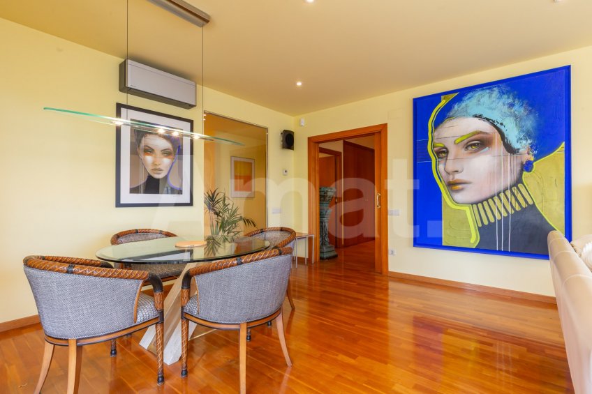 Vivienda única con gran terraza, piscina y excelentes conexiones -16