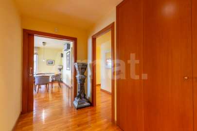 Vivienda única con gran terraza, piscina y excelentes conexiones -10