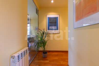 Vivienda única con gran terraza, piscina y excelentes conexiones -27