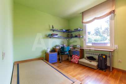 Vivienda única con gran terraza, piscina y excelentes conexiones -35