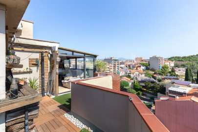 Lluminós àtic cantoner amb gran terrassa -29