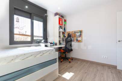 Lluminós àtic cantoner amb gran terrassa -47