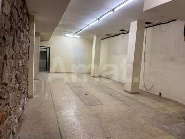 Amplio local de 315 m² con doble acceso en una excelente ubicación -15