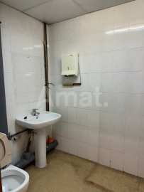 Amplio local de 315 m² con doble acceso en una excelente ubicación -8