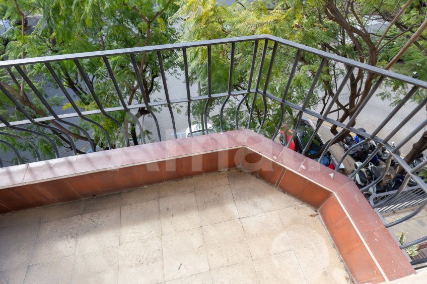 Piso exterior con terrazas en Fort Pienc -27