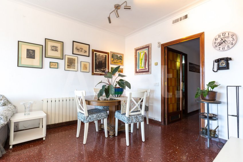East-facing apartment with balcony and views, in Esquerra Eixample -6
