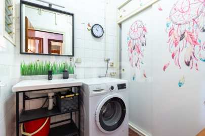 East-facing apartment with balcony and views, in Esquerra Eixample -28