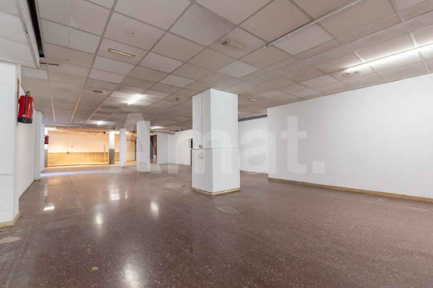 Local comercial amb multiples possibilitats -15