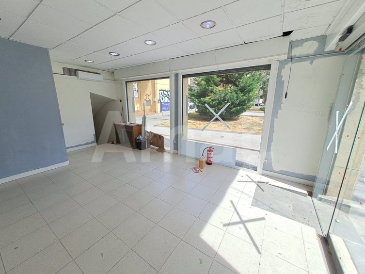 Commercial premises for rent in Rubí. -3