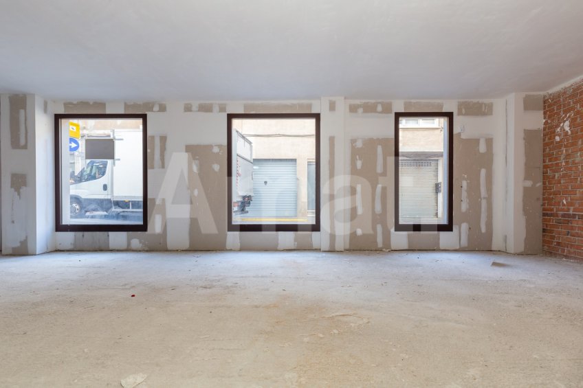 Opportunity! Central commercial premises to boost your business -20