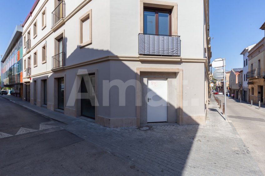 Opportunity! Central commercial premises to boost your business -6