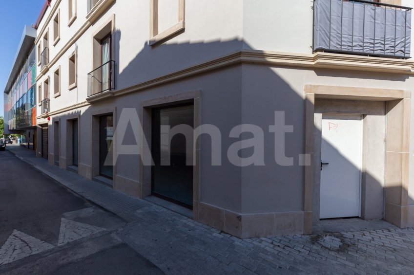 Opportunity! Central commercial premises to boost your business -7
