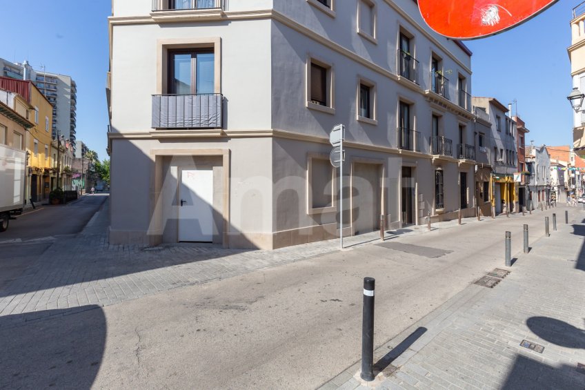 Opportunity! Central commercial premises to boost your business -8