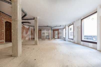 Opportunity! Central commercial premises to boost your business -15