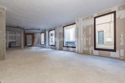 Opportunity! Central commercial premises to boost your business -16