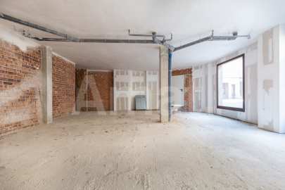Opportunity! Central commercial premises to boost your business -17