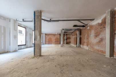 Opportunity! Central commercial premises to boost your business -3