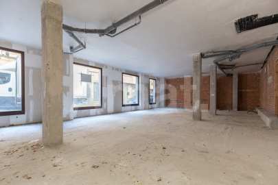 Opportunity! Central commercial premises to boost your business -4