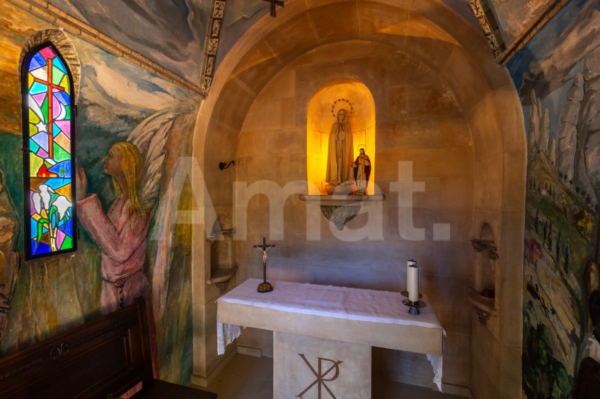 Exclusiva Villa con Masía más 3 viviendas y vistas panorámicas -84