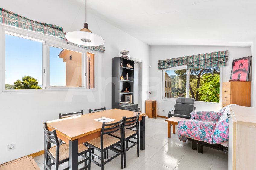 Exclusiva Villa con Masía más 3 viviendas y vistas panorámicas -95