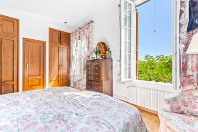 Exclusiva Villa con Masía más 3 viviendas y vistas panorámicas -67