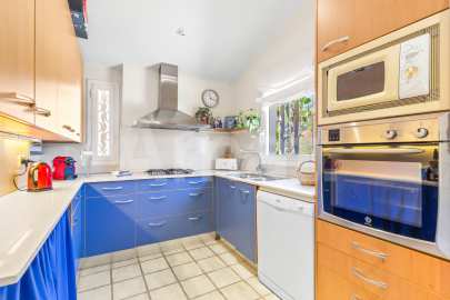 Exclusiva Villa con Masía más 3 viviendas y vistas panorámicas -88