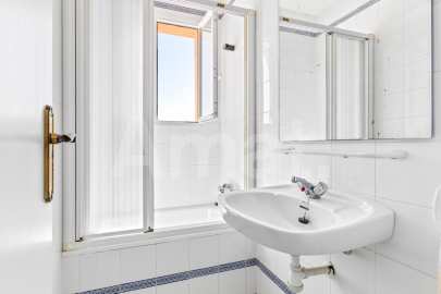 Exclusiva Villa con Masía más 3 viviendas y vistas panorámicas -94