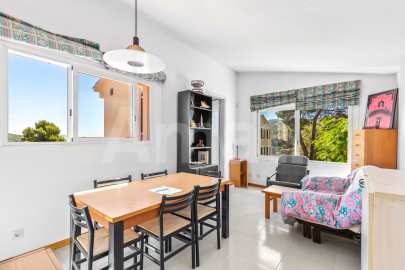 Exclusiva Villa con Masía más 3 viviendas y vistas panorámicas -95