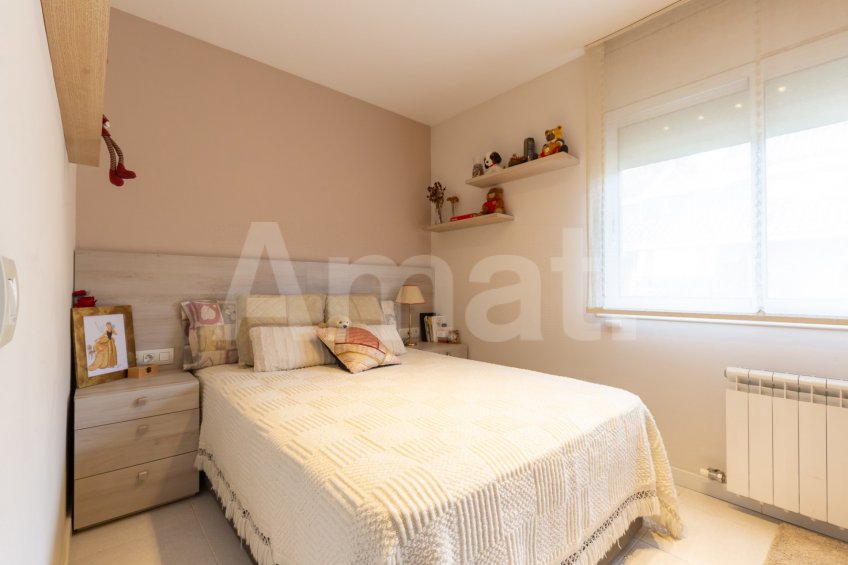Casa adossada, amb fantàstica zona comunitària -23