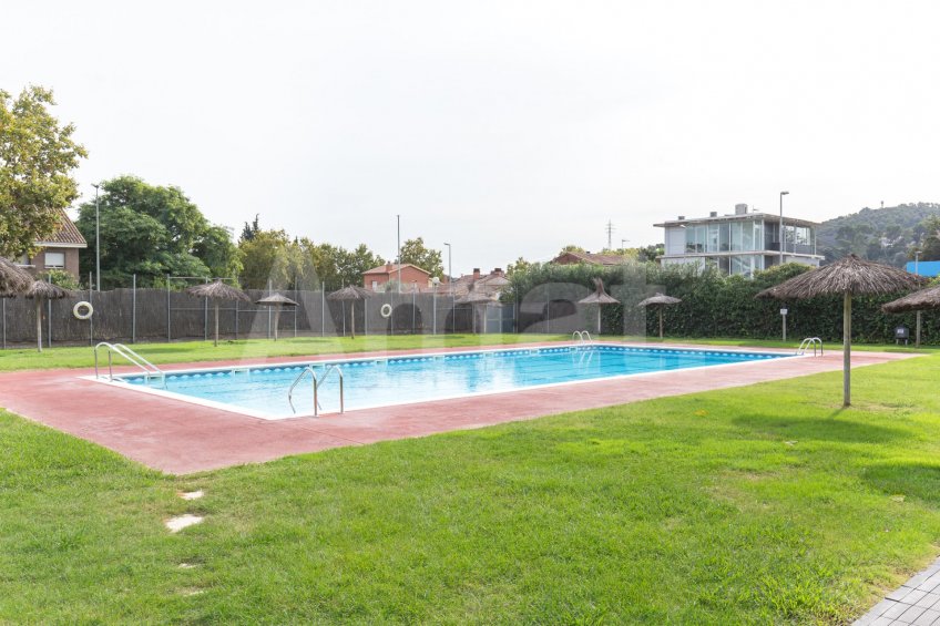 Casa adossada, amb fantàstica zona comunitària -43